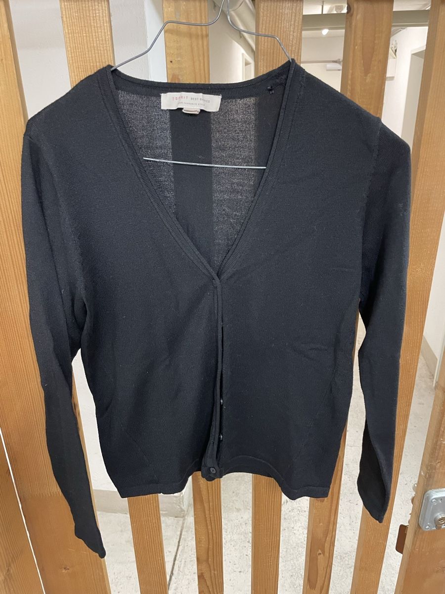 Esprit Pullover & Sweatshirts: Esprit Strickjacke, blau Grösse XS – Gebraucht aus Zürich von Sonnenschein_ 1