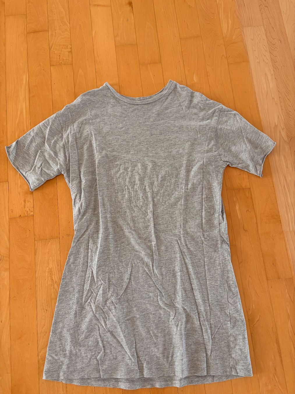 Asos Vestiti: T-Shirt Kleid – Usato da Urdorf venduto da roses202