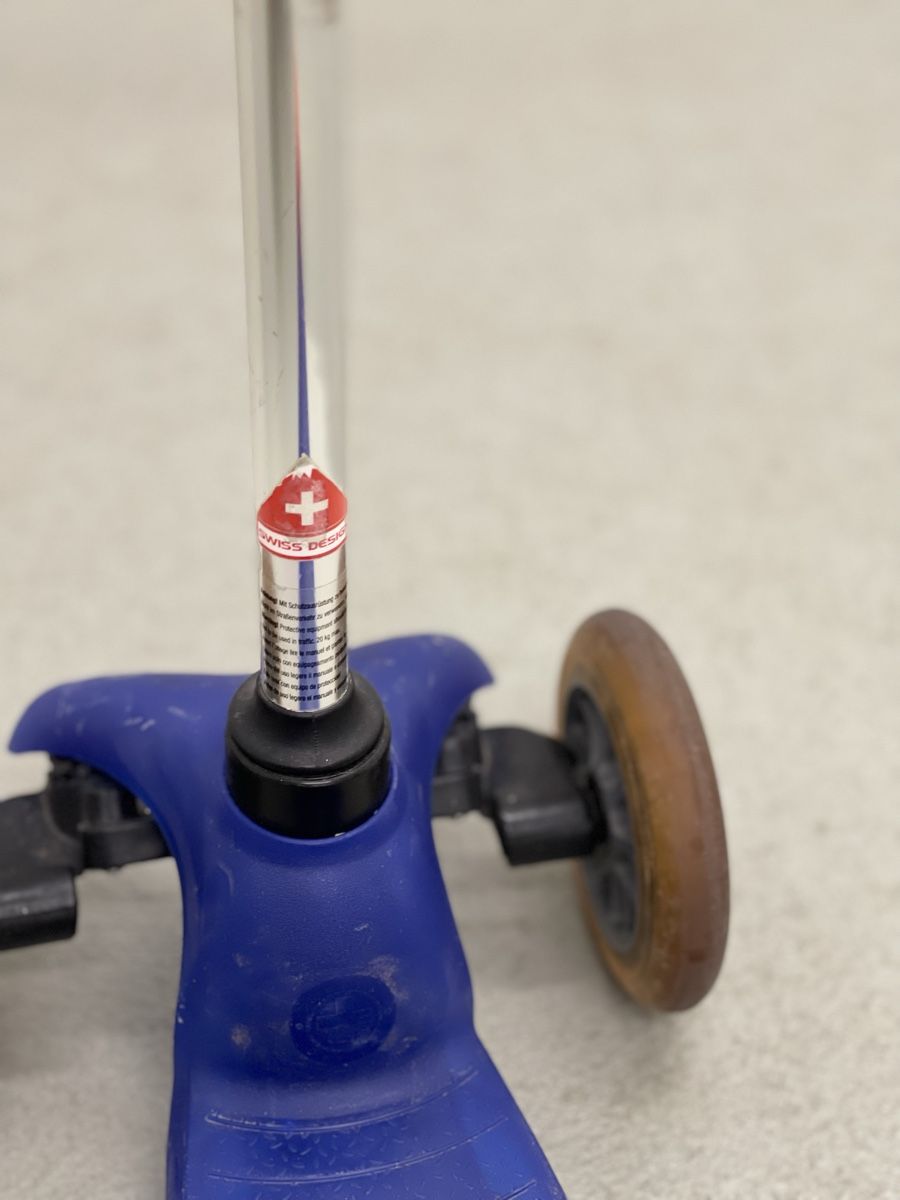 Scooter: Blue Micro Scooter for Kids - Perfect for Spring Fun! – Usato da Dietikon venduto da ami_zvp7 2