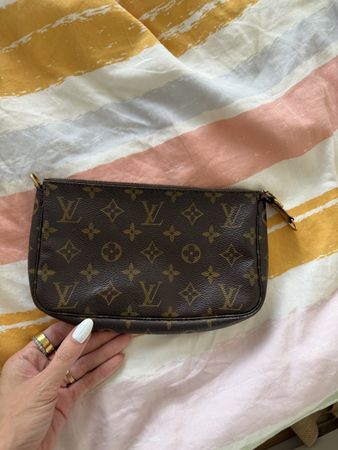Pochette Louis Vuitton 