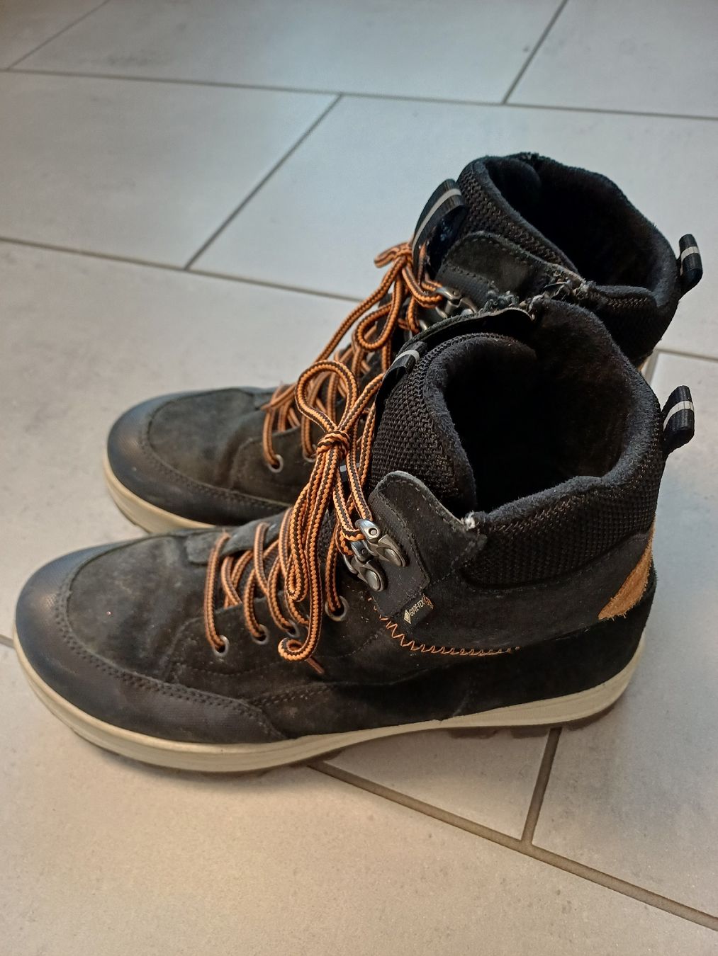 Superfit Schuhe für Jungen: Winterschuhe Superfit Junge Gr. 40 – Gebraucht aus Kollbrunn von mitglied2007 2