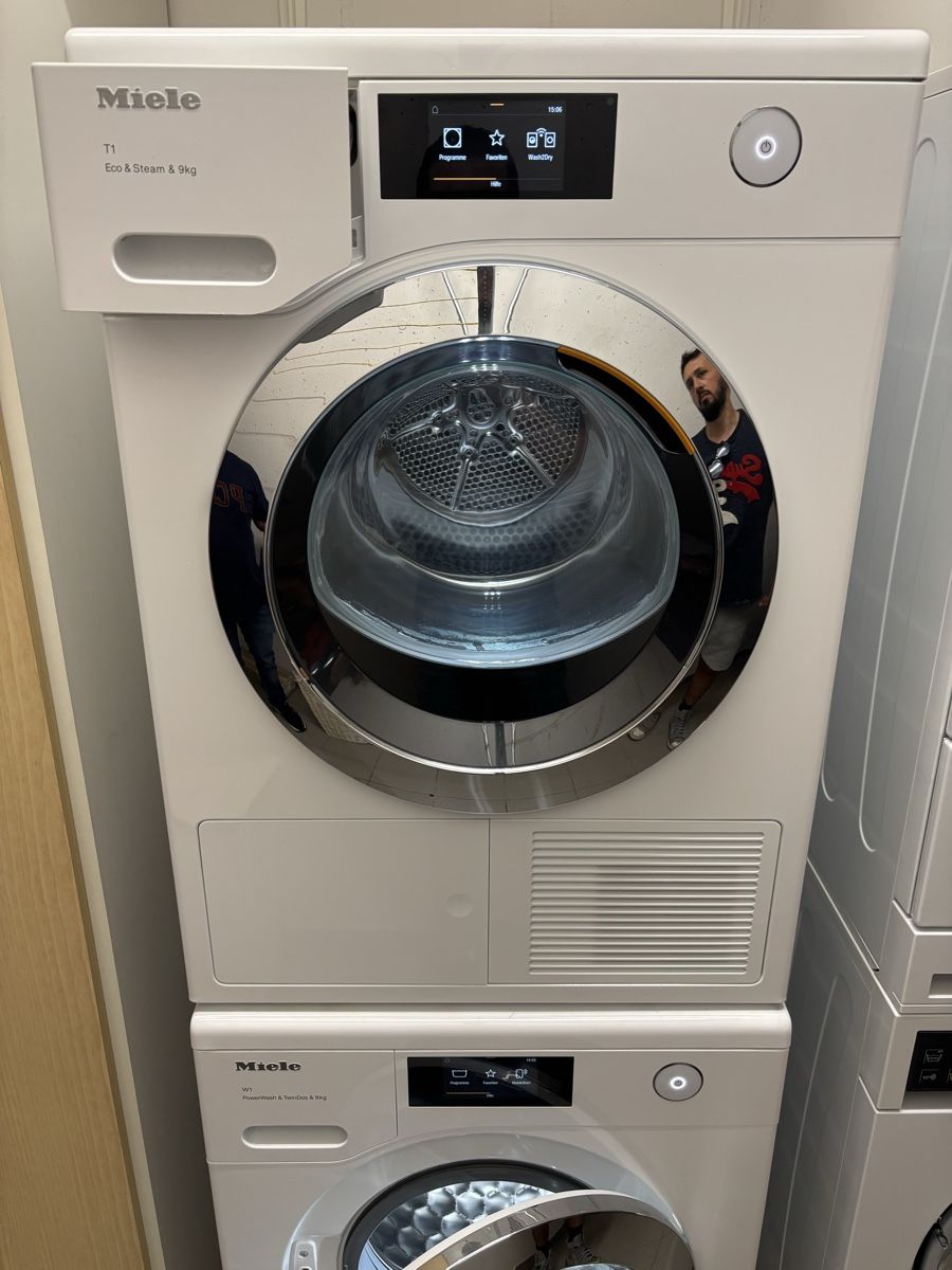 Miele Lavatrici: Waschturm Miele 9 kg Twin Dos  – Usato da Birmensdorf ZH venduto da ShoopAgent8903