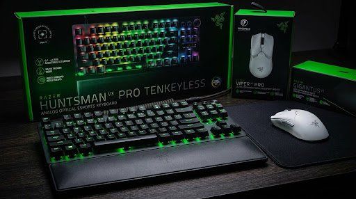Tastiere: Razer SET (Keyboard, mouse und mousepad) – Usato da Gurmels venduto da M4ZEN