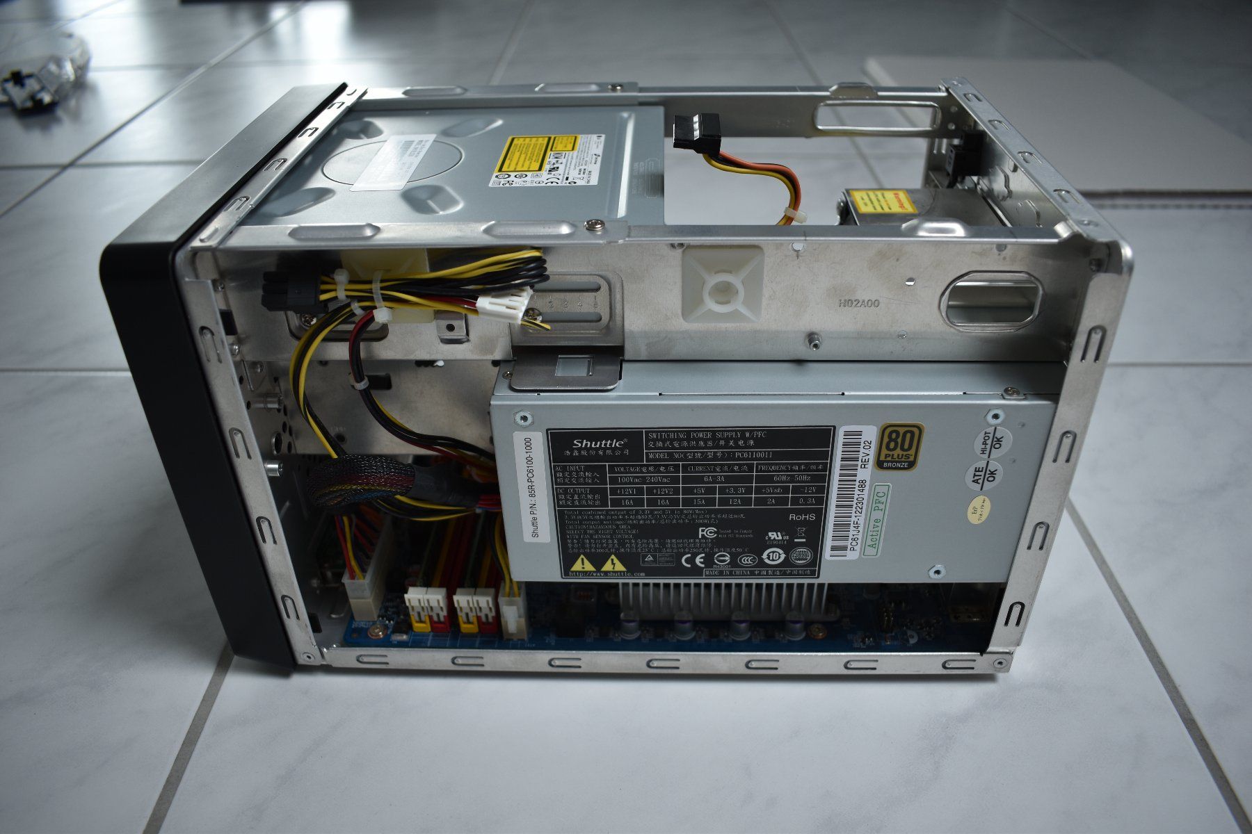 PCs: Computer Shuttle XPC Barbone SH67H3 – Gebraucht aus Kleindöttingen von  4
