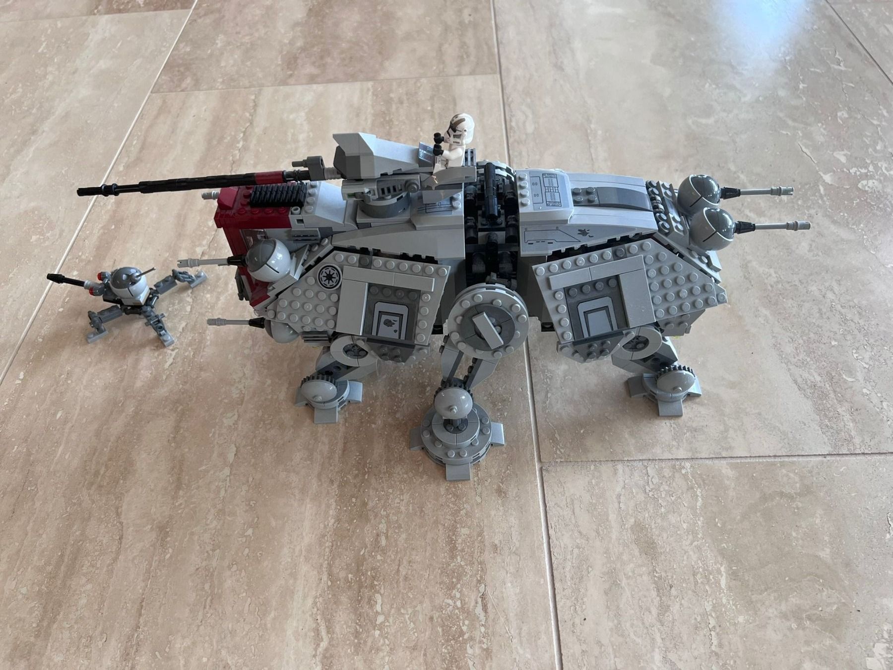 Star Wars Spielzeuge: Lego Star Wars AT-ET Walker 75337 – Gebraucht aus Unterengstringen von hausraus