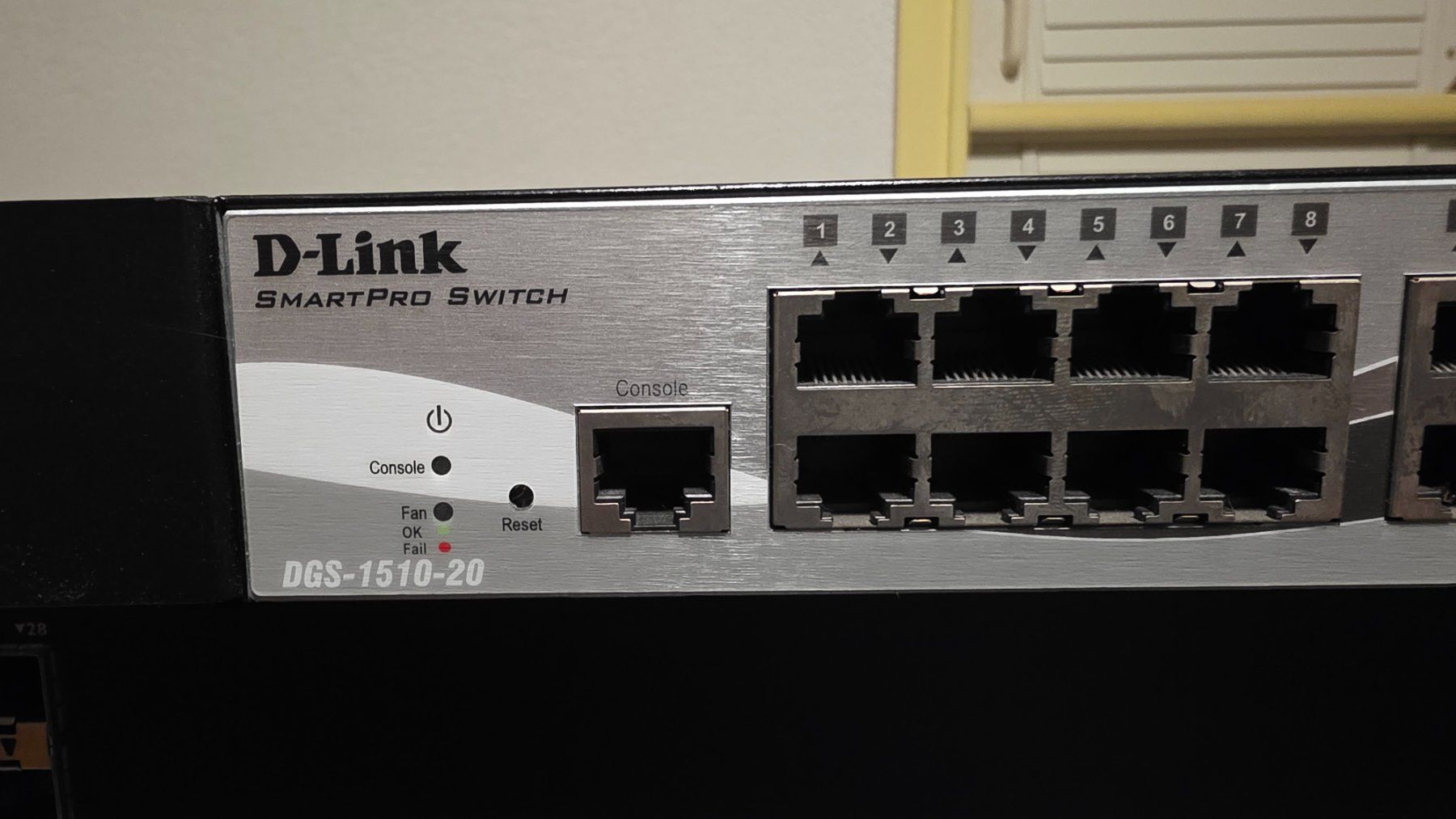 Dlink Hubs & Switches: D-Link DGS-1510-20 – Gebraucht aus Matran von arom786