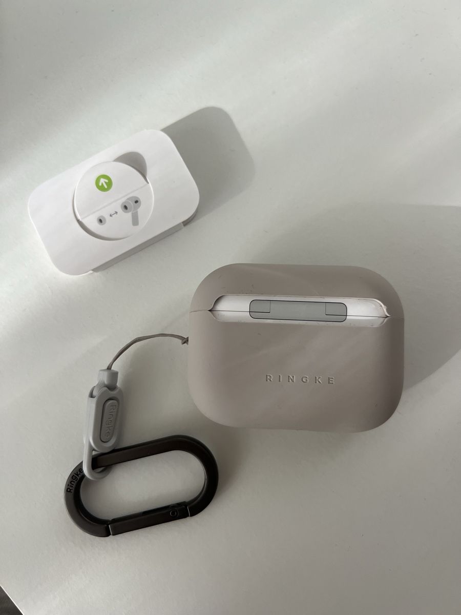 Apple Cuffie: Apple AirPods Pro 3 – Nuovo (secondo la descrizione) da Zürich venduto da Chenoa.bjk 7
