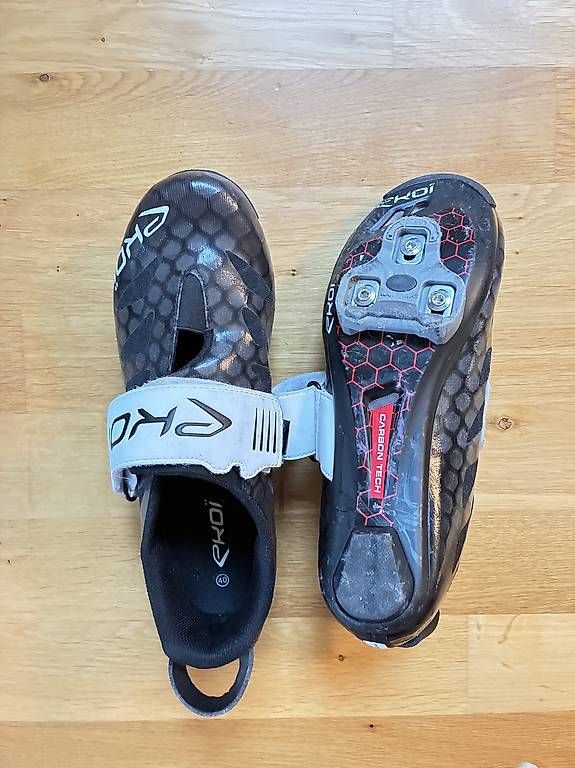 Scarpe da uomo: EKOI TRI R4 Triathlonschuhe Gr. 40 Carbon Tech – Usato da St. Gallen venduto da Sirii9000