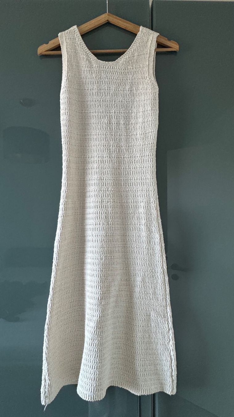 Vestiti: Strickleid, mittellang mit Rückenausschnitt – Usato da Thun venduto da DascheLii