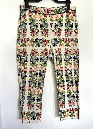 TOPSHOP BLUMENHOSE GR. 42