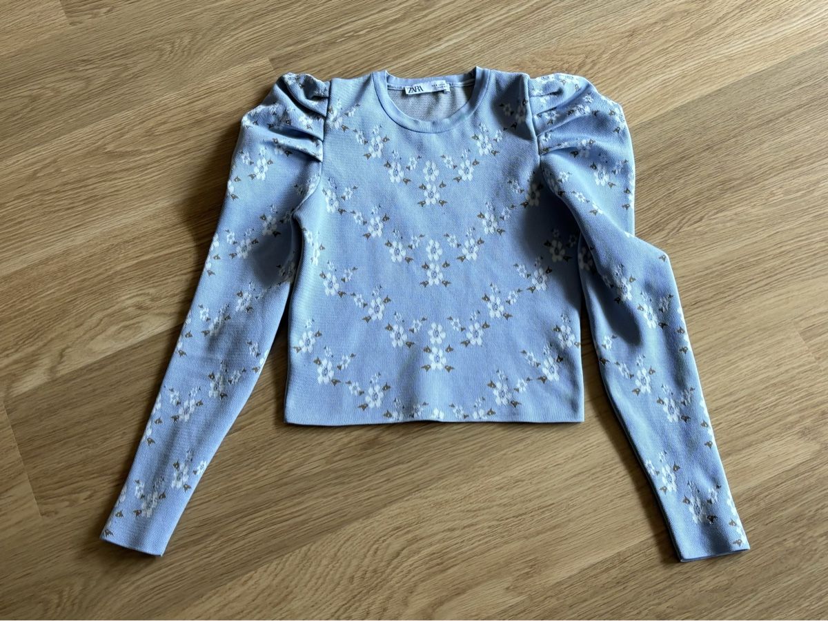 Zara Camicette: Zara Bluse Puffärmel Grösse S Blumenmuster blau – Usato da Baden venduto da Tiffany6878 2