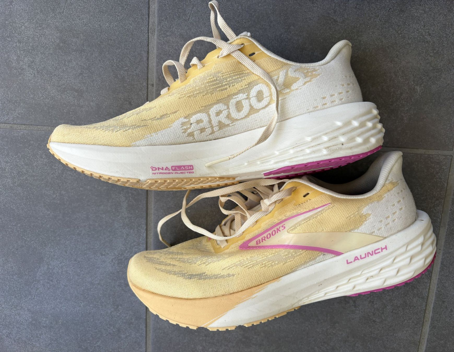 Brooks Scarpe da donna: Running Schuhe brooks launch – Nuovo (secondo la descrizione) da Frauenfeld venduto da Nezadim 2