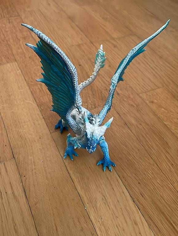 Schleich Figurines: Schleich Drache Eisstürmer – D'occasion à Unterentfelden par Sikloter