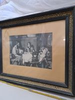 Antikes Bild: Familie am Tisch, signiert