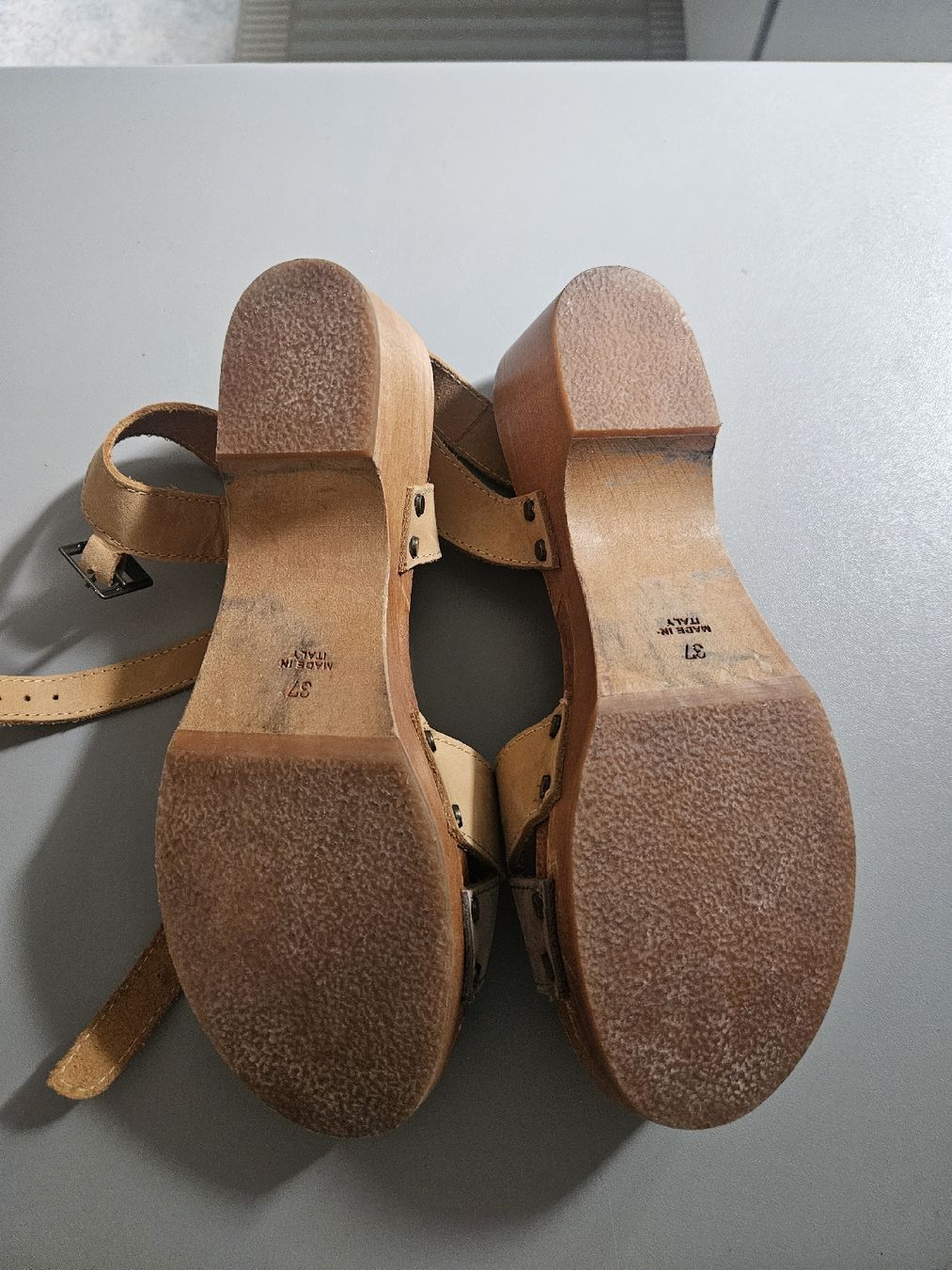 Scarpe da donna: Mauro Leone leather sandals, size 37 – Usato da Sisikon venduto da MyNewEra 2