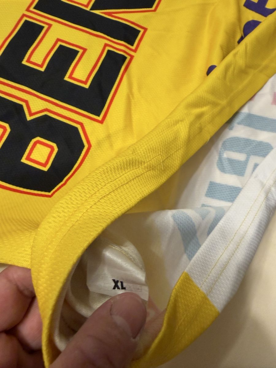 Gameworn Canottiere & Pantaloni: SC Bern Gameworntrikot Junioren Nummer 16 Grösse XL – Usato da Suhr venduto da Oppel 4