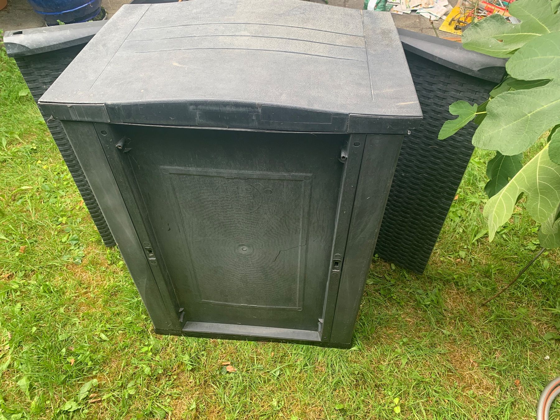 Box contenitori: Rattan Gartenschrank schwarz – Usato da Luzern venduto da Simona15 5