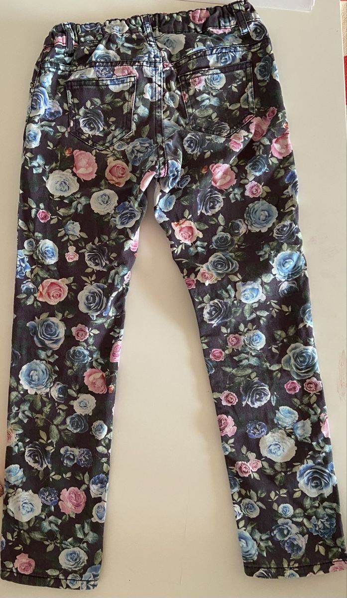 H&M Pantaloni: Jeans Gr. 128 H&M – Usato da Lützelflüh-Goldb venduto da N.H.