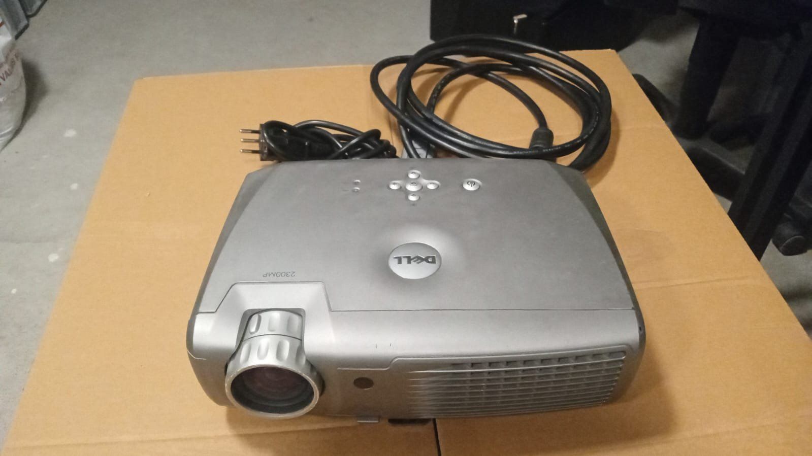 Dell Proiettori: Projecteur Dell 2300MP – Usato da Montreux venduto da pku_fw2d