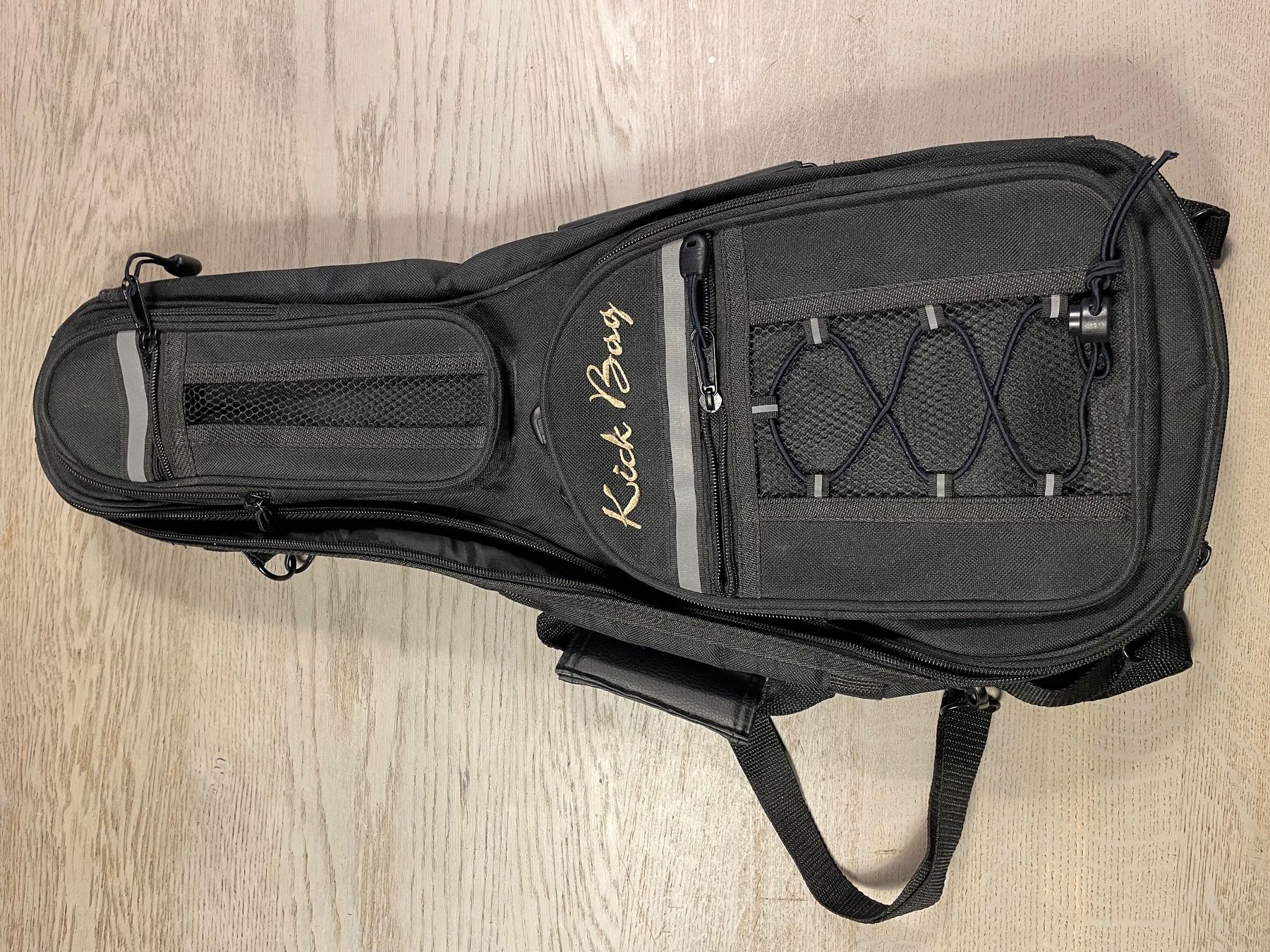 Strumenti musicali: Sopran Ukulele – Usato da Zürich venduto da Robbe2 4