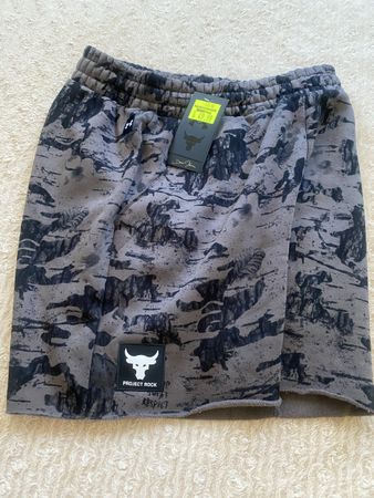 Under Armour Project Rock Shorts Grau/Schwarz Grösse M