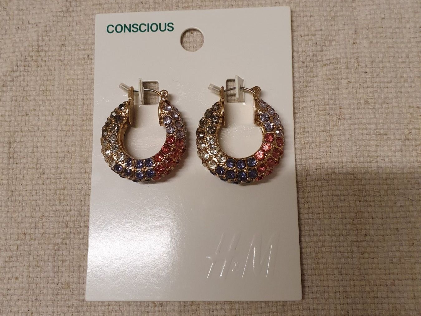 H&M Orecchini pendenti & Orecchini a lobo: Orecchini H&M – Nuovo (secondo la descrizione) da Langnau am Albis venduto da dav_n72f