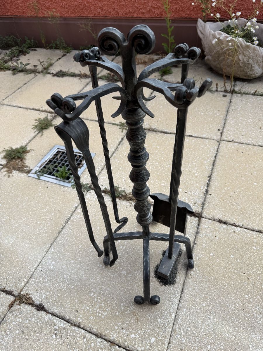 Tous les outils: Kaminbesteck 4Teilig Eisen handgeschmidet – D'occasion à Glattbrugg par Xena14 1
