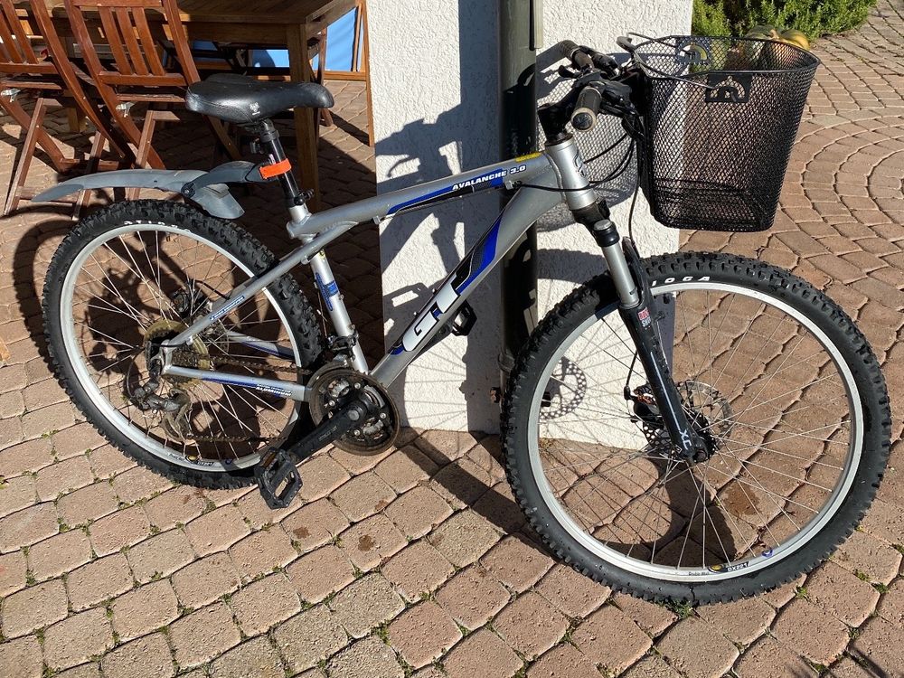 Avalanche 3.0 deals gt bike