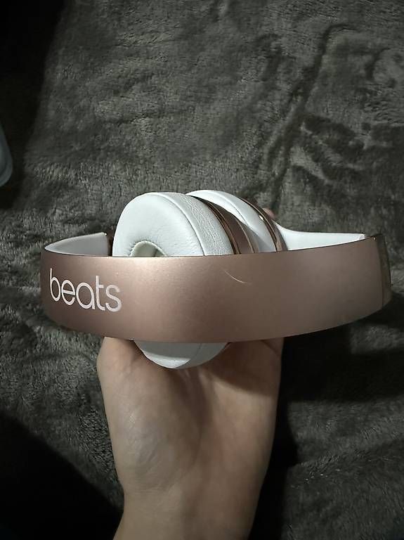 Beats Cuffie: Beatssolo3 wireless ROSE GOLD – Usato da Aigle venduto da Saracristiana 4