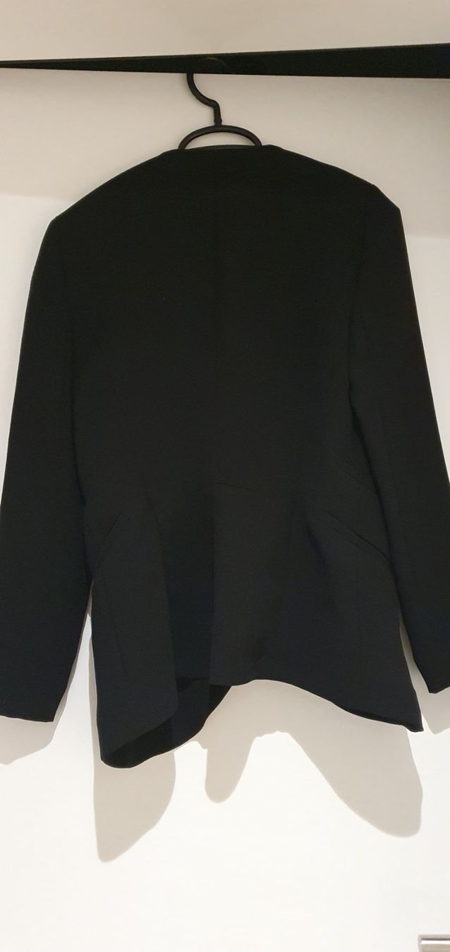 Hallhuber Vestes: Hallhuber Blazer schwarz Gr.34 – D'occasion à Schaffhausen par sabrina915 3