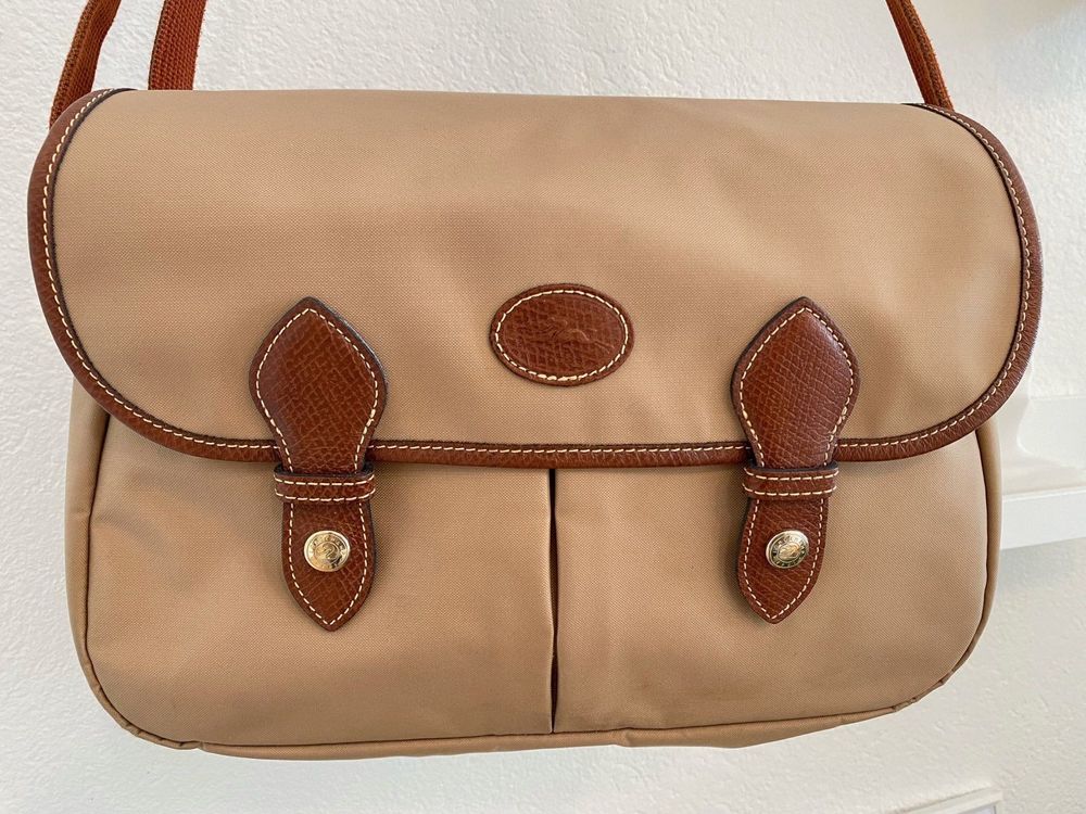 Longchamp le best sale pliage messenger bag