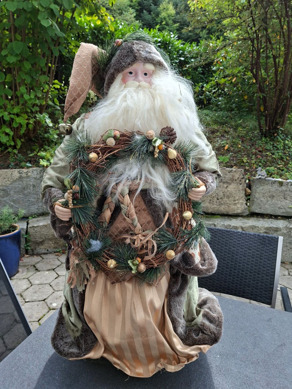 Tutte le decorazioni: Weihnachtsmann mit Kranz Neu – Nuovo (secondo la descrizione) da Bäriswil BE venduto da Rezz