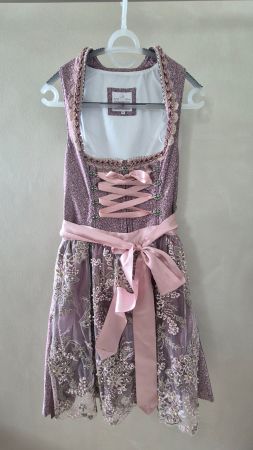 Dirndl MarJo, Grösse 42, lila bestickt, neuwertig