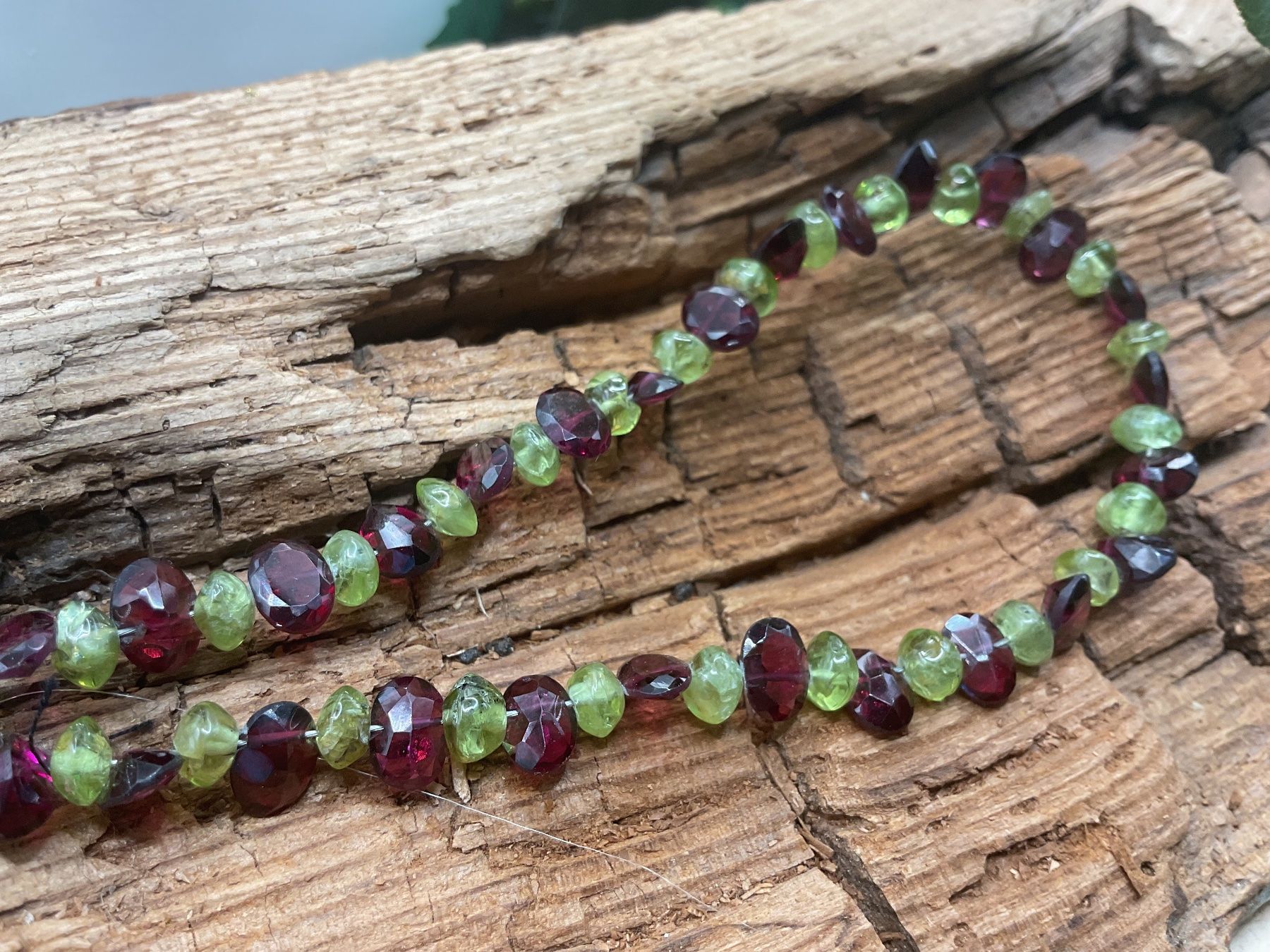 Catenine: Vintage Collier Granat und Peridot – Usato da luzern venduto da Alpendorf1 1