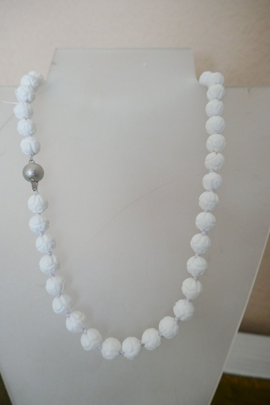 Ketten: Muschelpaste-Collier weiss – Neu (gemäss Beschreibung) aus Muttenz von einfach-schoen