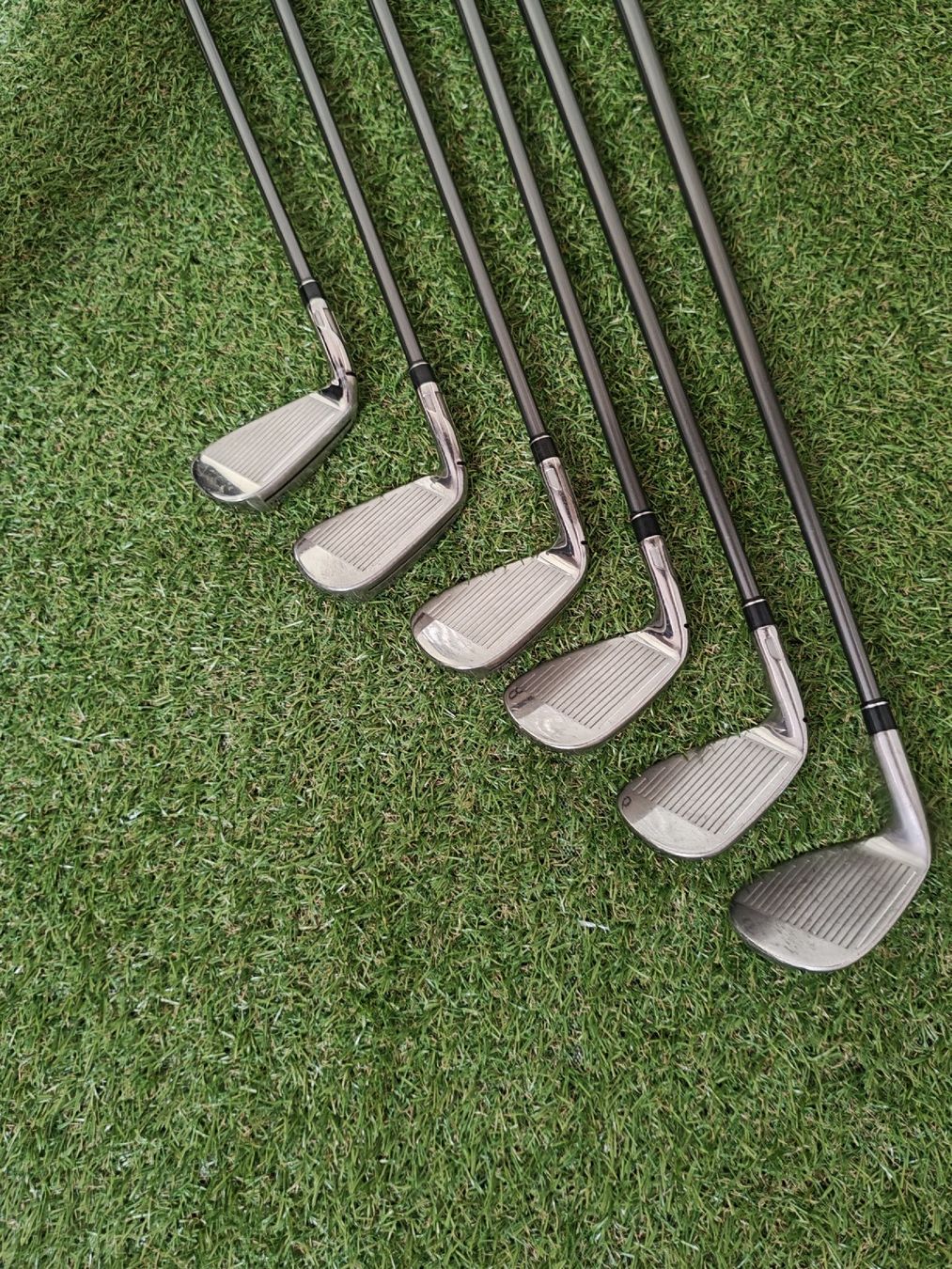 Taylor Made Clubs & Sets: TaylorMade SIM MAX Eisen 6-SW, Graphitschaft TM60 Regular – D'occasion à Uerikon par Chreggus_Golfshop 4