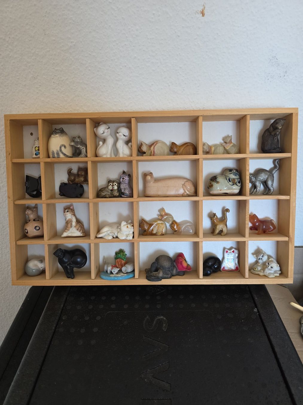 Vetrine: Collection de chats miniatures – Usato da Morges venduto da duf_k76x 3