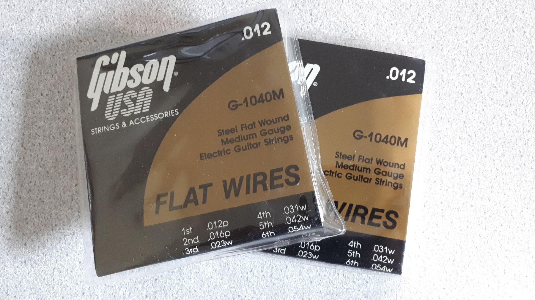 Gibson Musikinstrumente: Cordes Gibson 012-054 – Neu und originalverpackt aus Maules von maco03