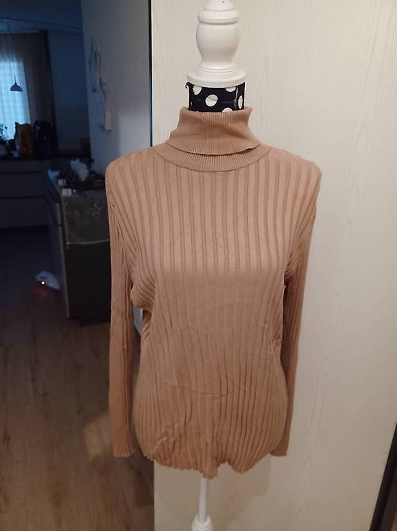 Pullover & Sweatshirts: Pull Col roulé – Gebraucht aus Soyhières von 5jm_5czl