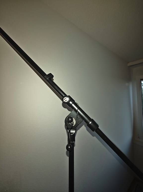 Supporti per strumenti musicali & leggii: K&M 21021 Overhead Mikrofonstativ schwarz  – Usato da Zürich venduto da saschant 1