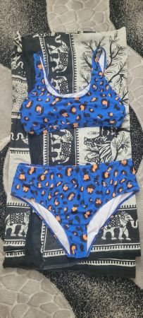 Maillot de baine T 4XL & Serivette plages légère 2x2 m