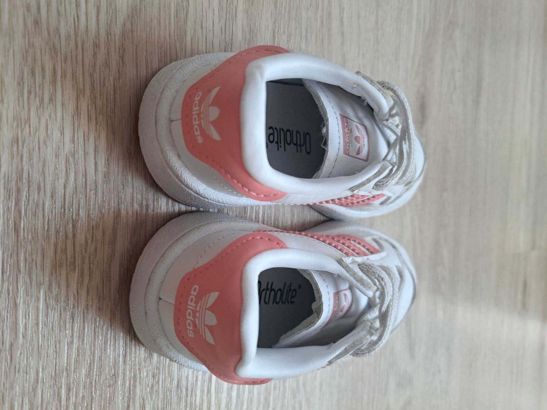 Adidas Scarpe per ragazze: Baskets Adidas - Taille 25 – Usato da Pampigny venduto da aur_h5sl 1