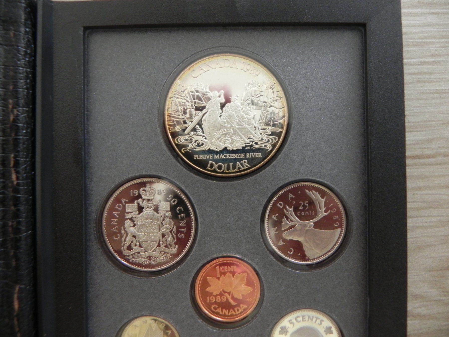 Toutes les monnaies: Original Münzenset - Mintset- Canada 1989 Proof - PP – Neuf avec emballage d'origine à Biel/Bienne par Gogolozi 4