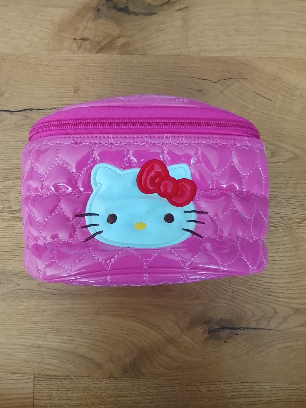 Hello Kitty Borse & Zaini: Schminktasche Hello Kitty aus Japan - neu – Nuovo (secondo la descrizione) da St. Gallen venduto da Fluros