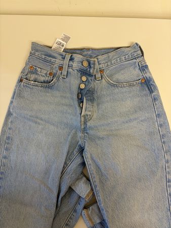 Neu Levi‘s Jeans 501 Straight Fit W24 L309