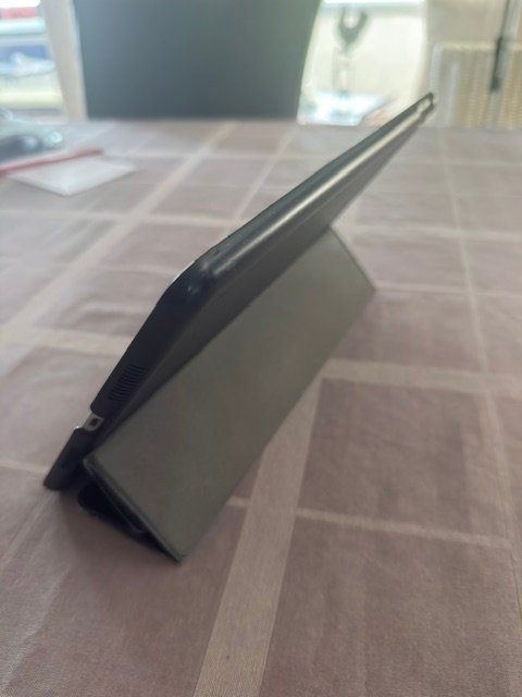 Apple Tablet PC: Apple iPad Air (3. Generation) – Gebraucht aus Sins von nushan 1