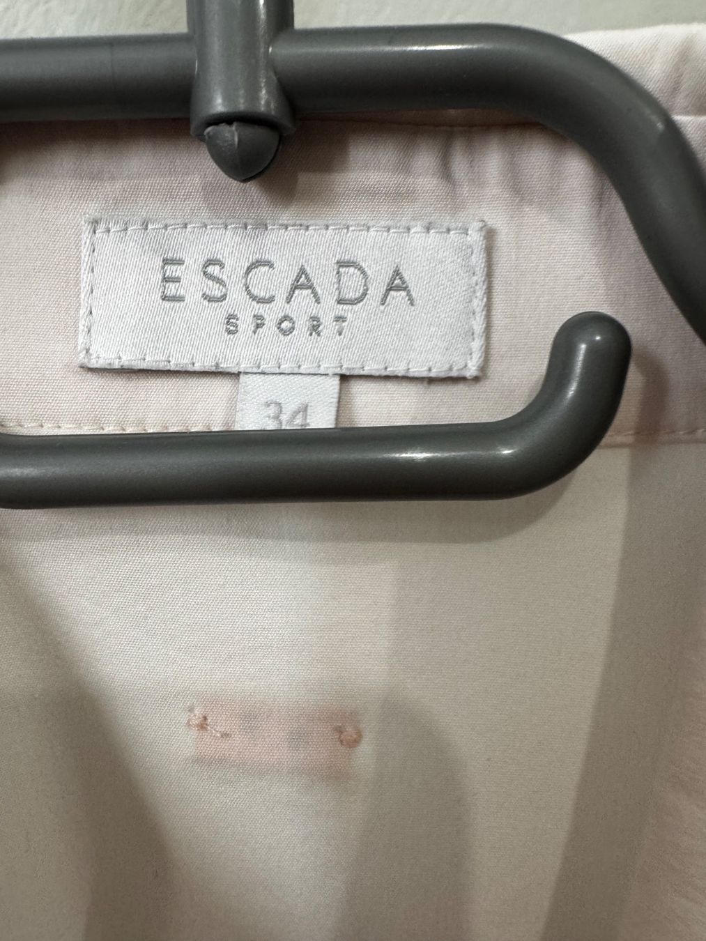 Escada Chemisiers: Chemise Escada – Neuf (Voir description) à Echichens par unideks 3