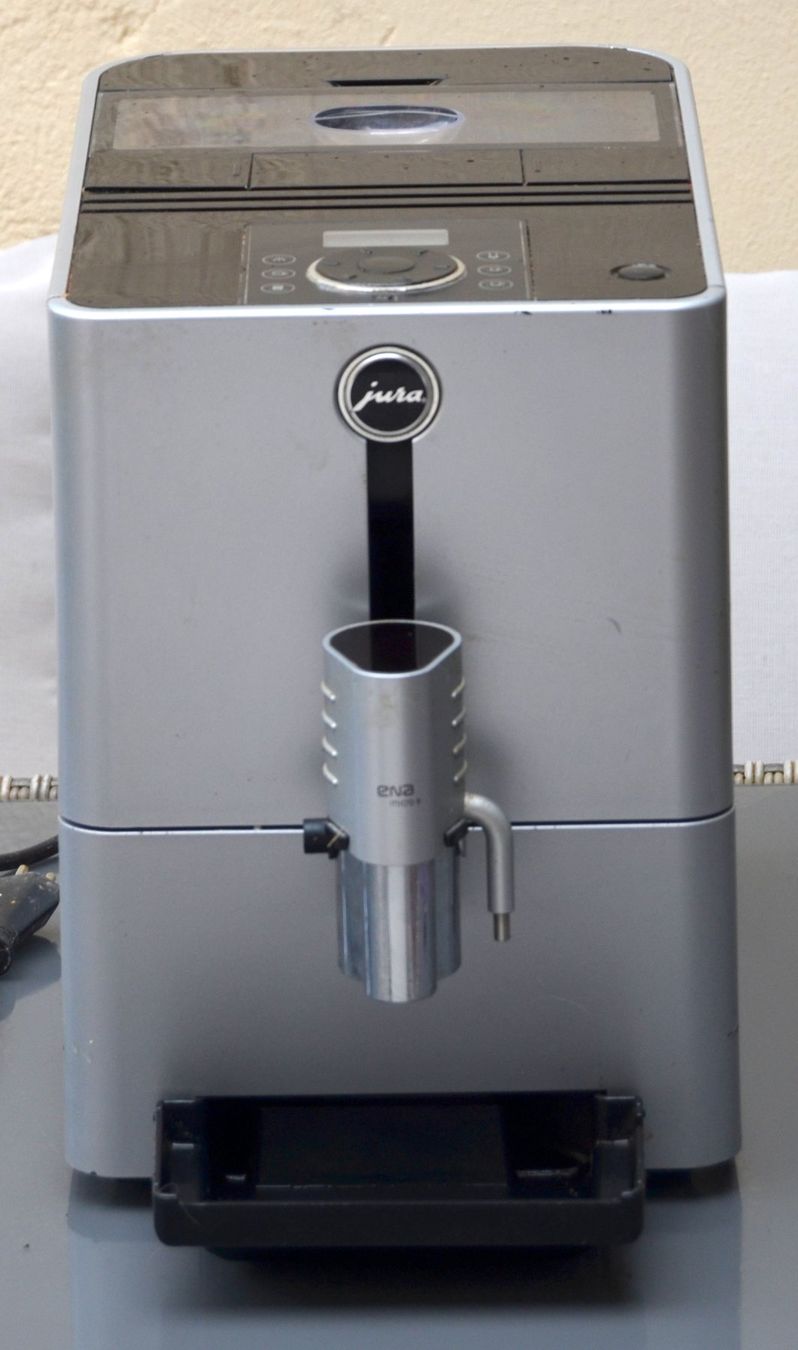 Jura Kaffeemaschinen & Espressomaschinen: Jura ENA Micro 9 Kaffeemaschine / machine à café – Gebraucht aus Collonges von arashee 2