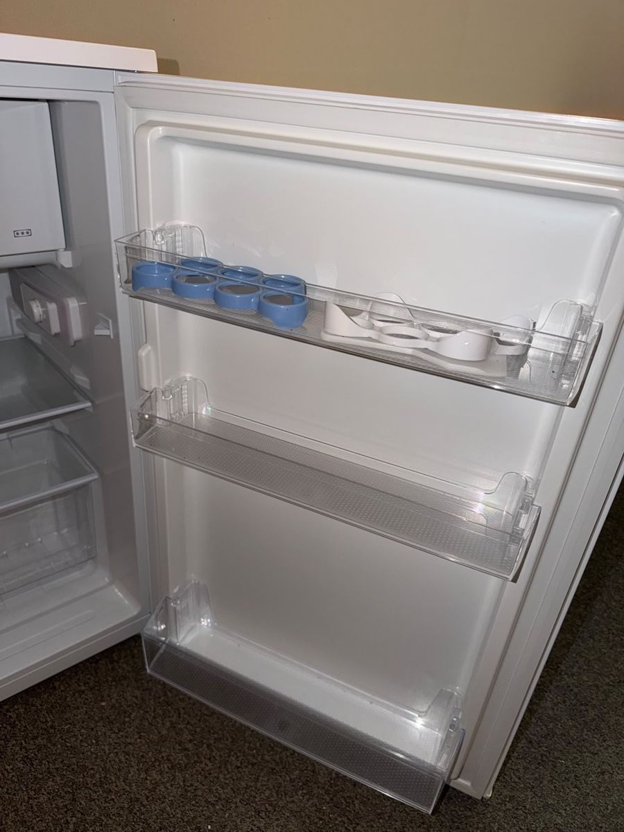 Kühlschrank: Réfrigérateur – Gebraucht aus Rances von Jeanbonaubeurre 4