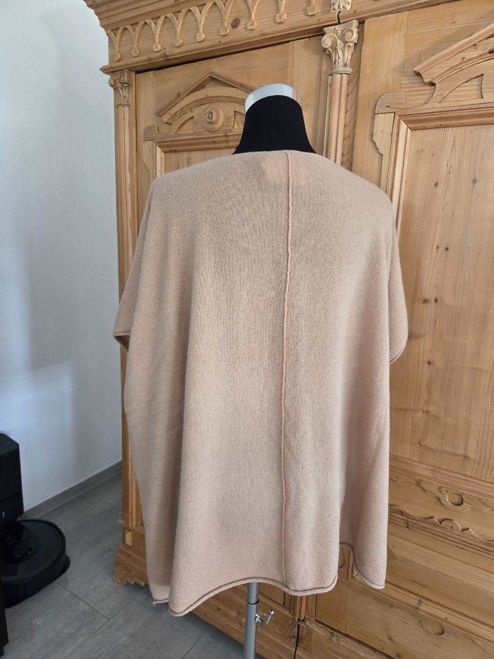 Pullover & Sweatshirts: Poncho, absolut cashmere – Neu (gemäss Beschreibung) aus Wiesendangen von Sinhuk 3